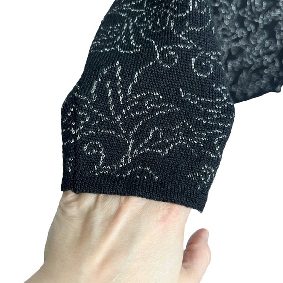Vintage Angelli Zephyr Wool Black & Silver Floral Knit Cardigan - Picture 3 of 13